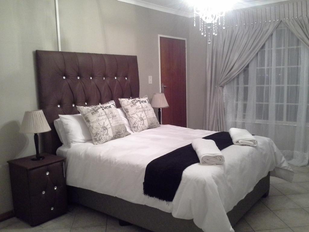 De Zevende Hemel Guesthouse 세쿤다 외부 사진